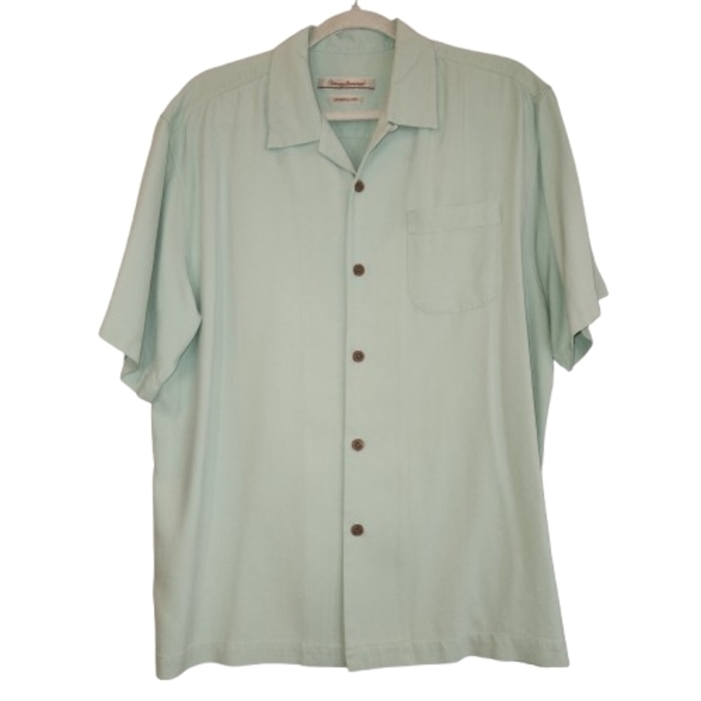 Tommy Bahama 100% Silk Mint Green Button Down Shirt Size L Wood Buttons Light